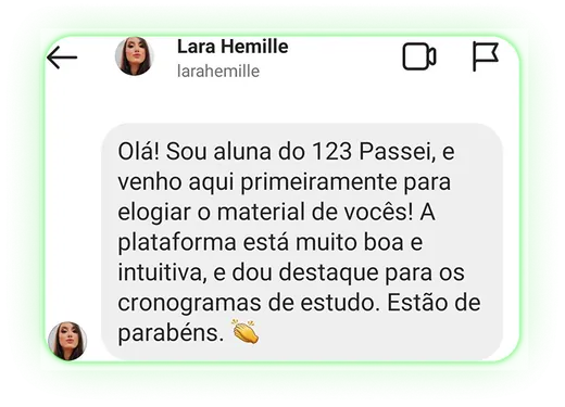 Depoimento de aluna elogiando a plataforma intuitiva e os cronogramas de estudo